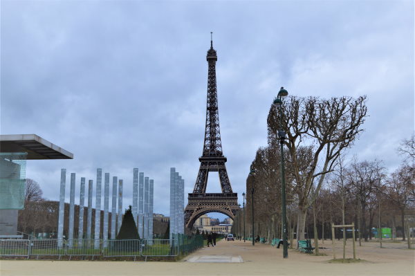 torre eiffel plaza